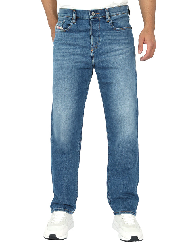 Diesel - Straight Fit Jeans - 2020 D-Viker 09F82