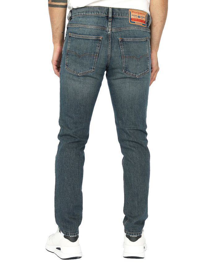 Diesel - Straight Fit Jeans - 1995 D-SARK 09F74