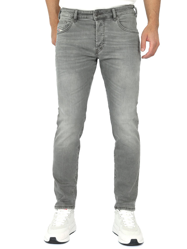 Diesel - Tapered Fit Jeans - D-Yennox 0CKAE