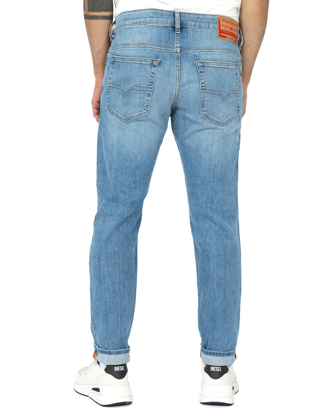 Diesel - Tapered Fit Jeans - D-Yennox 09F77