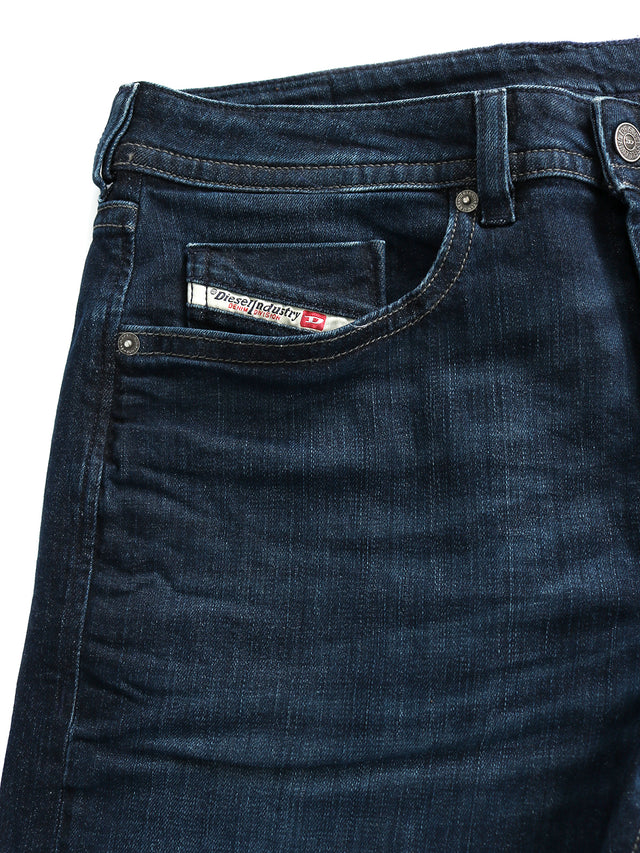 Diesel - Tapered Fit Jeans - Buster-X RM045