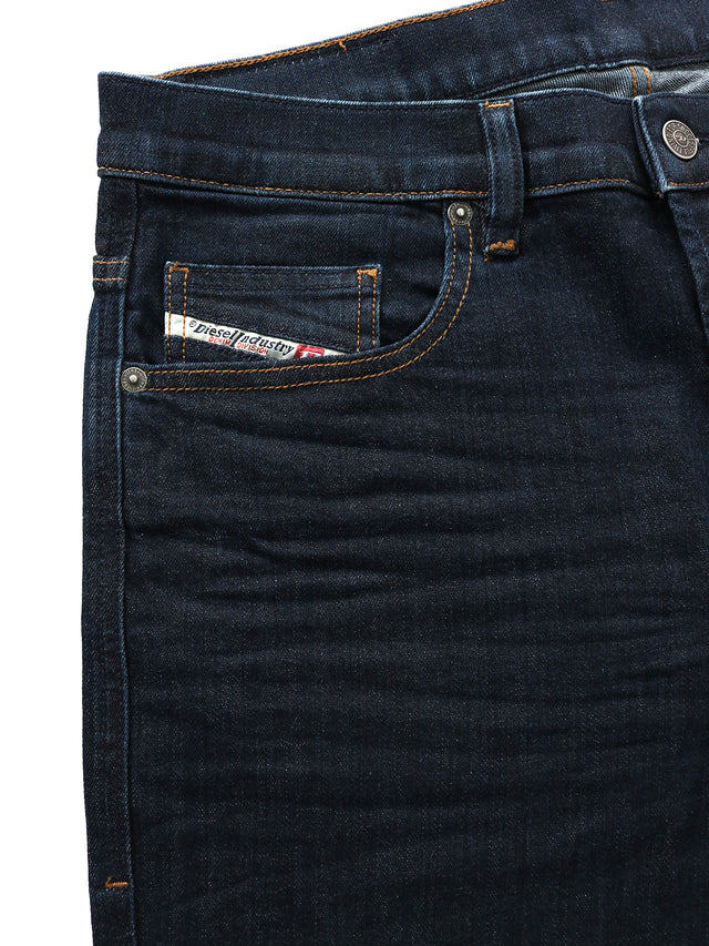 Diesel - Straight Fit Jeans - 2020 D-Viker RM040