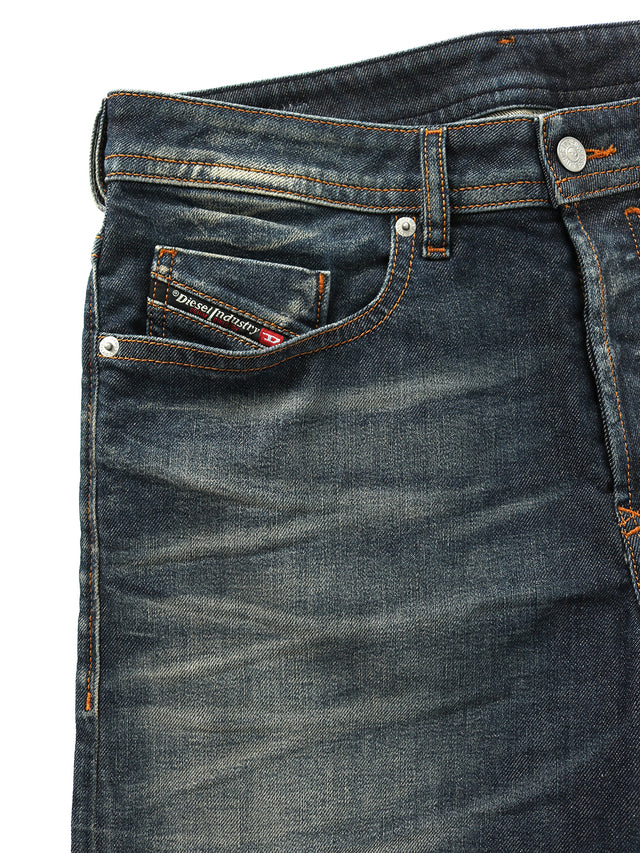 Diesel - Tapered Fit Jeans - Buster 084ZU