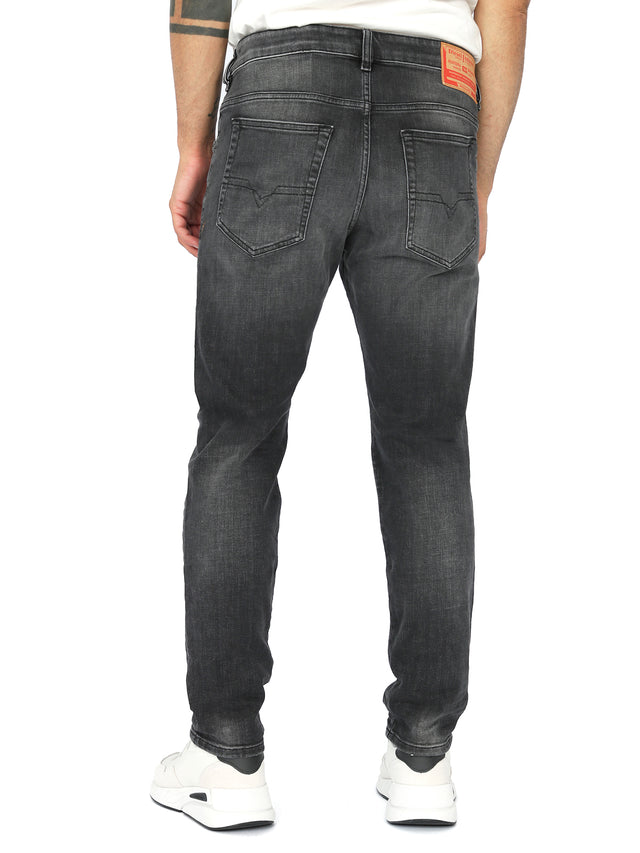 Diesel - Tapered Fit Jeans - D-Yennox 09G82