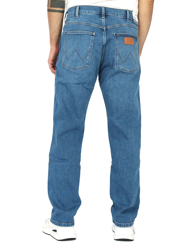 Wrangler - Straight Fit Jeans - Frontier New Favorite