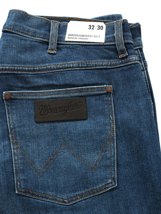 Wrangler - Straight Fit Jeans - Greensboro Hare