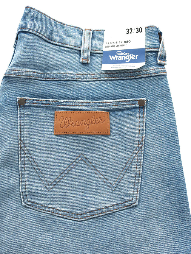 Wrangler - Straight Fit Jeans - Frontier Cool Twist