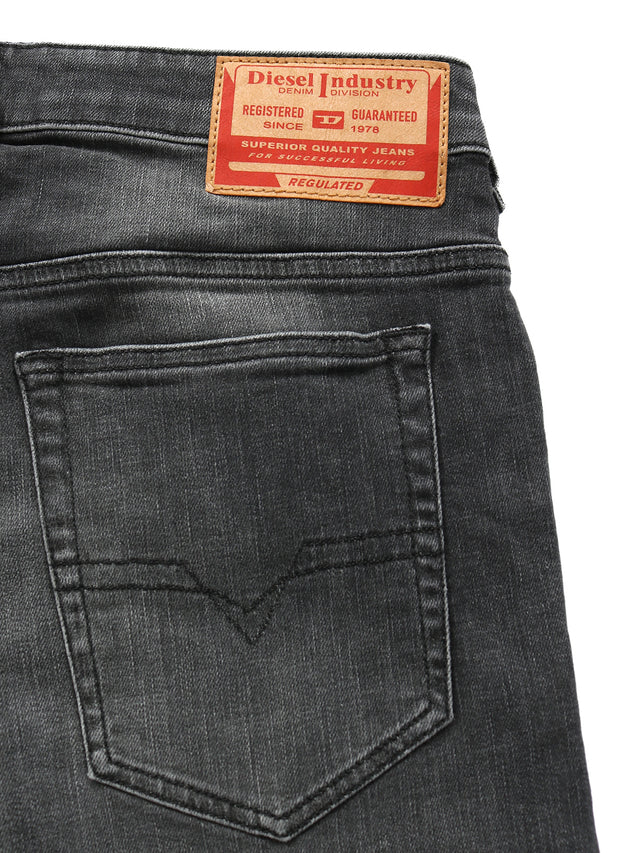 Diesel - Tapered Fit Jeans - D-Yennox 09G82