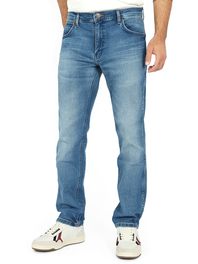 Wrangler - Straight Fit Jeans - Greensboro Crafted