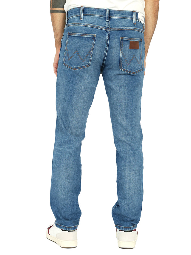 Wrangler - Straight Fit Jeans - Greensboro Crafted