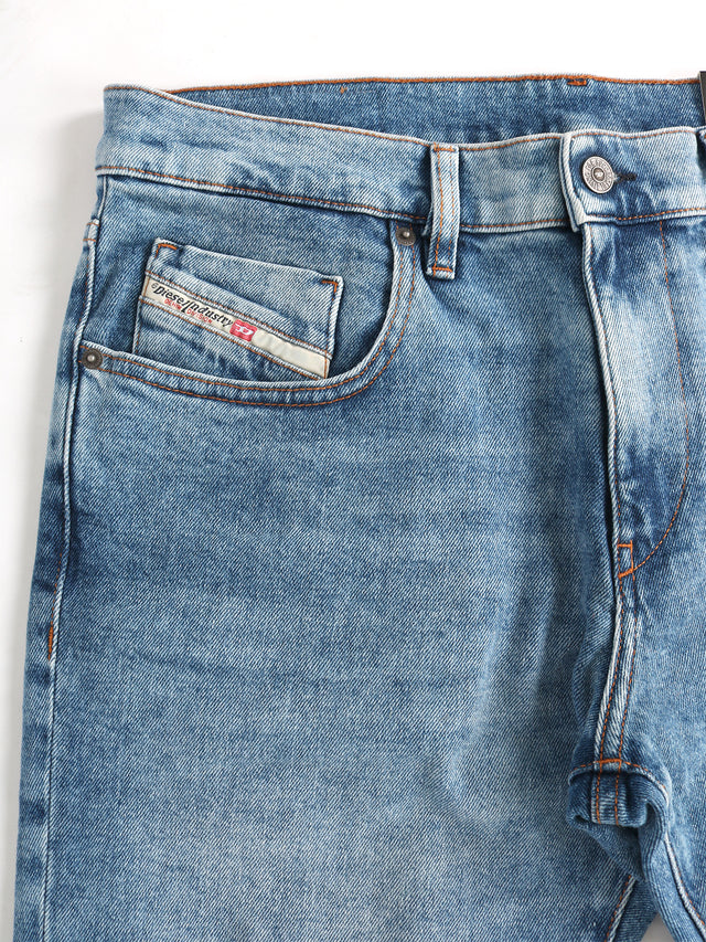 Diesel - Slim Fit Jeans - 2019 D-STRUKT-R R9B92