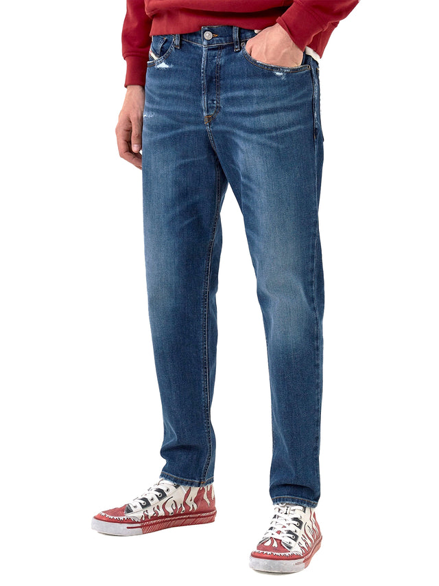 Diesel - Tapered Fit Jeans - D-Fining 09E07