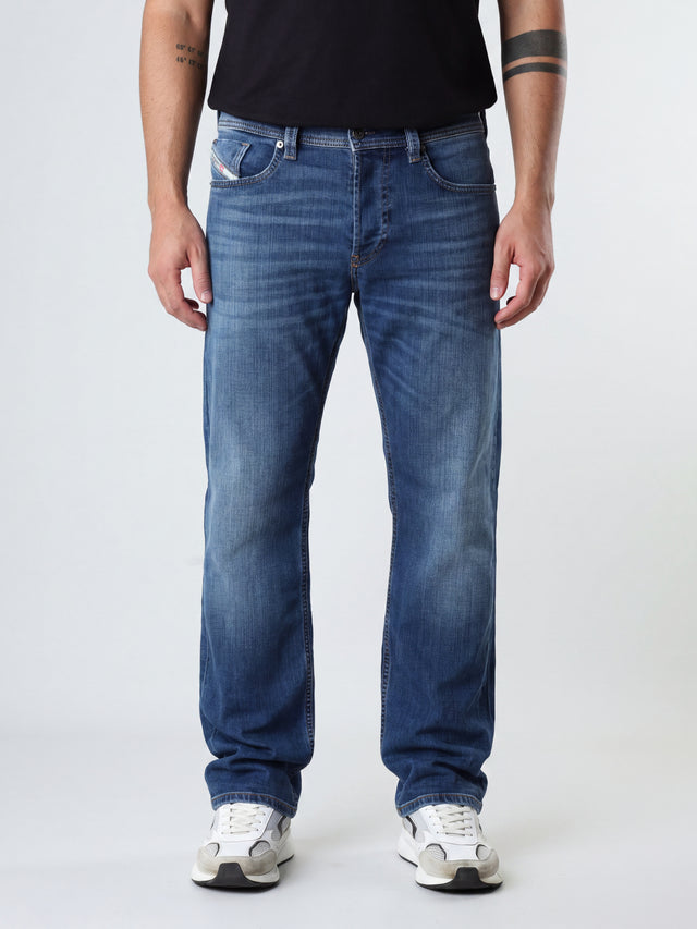 Diesel - Straight Fit Jeans - MARKEE