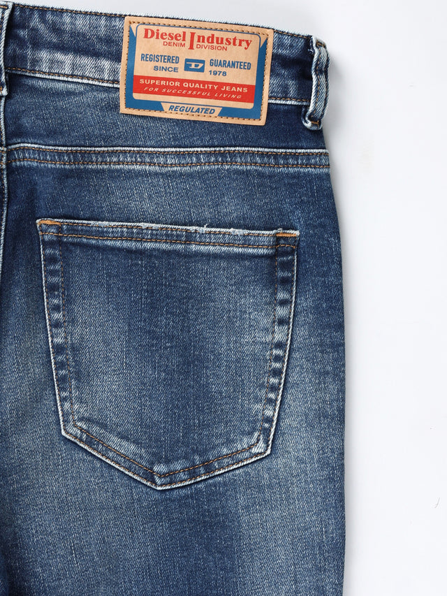 Diesel - Super Skinny Fit Jeans - 1984 SLANDY-HIGH