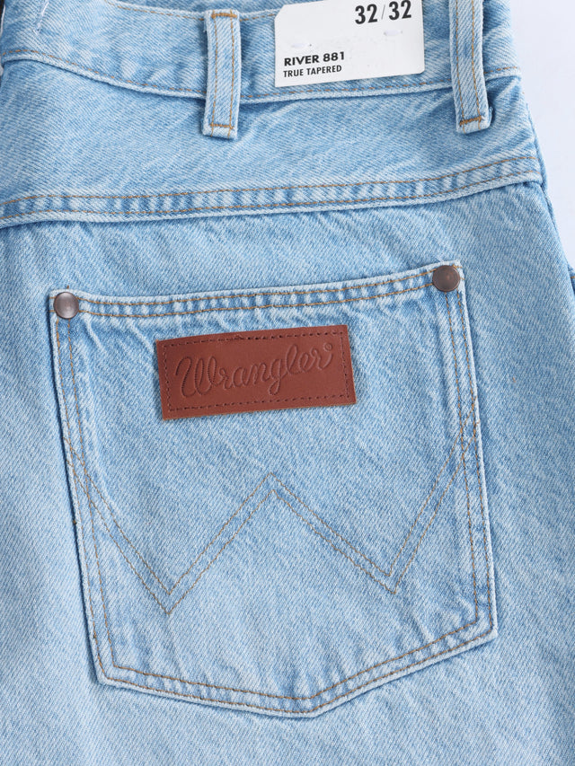 Wrangler - Tapered Fit Jeans - RIVER ARCTIC