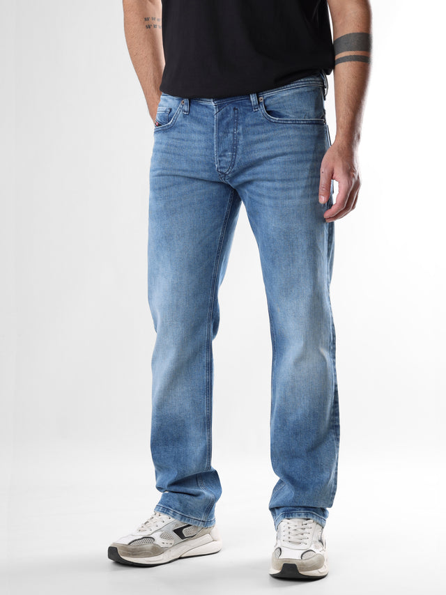 Diesel - Straight Fit Jeans - SAFADO-X RB066