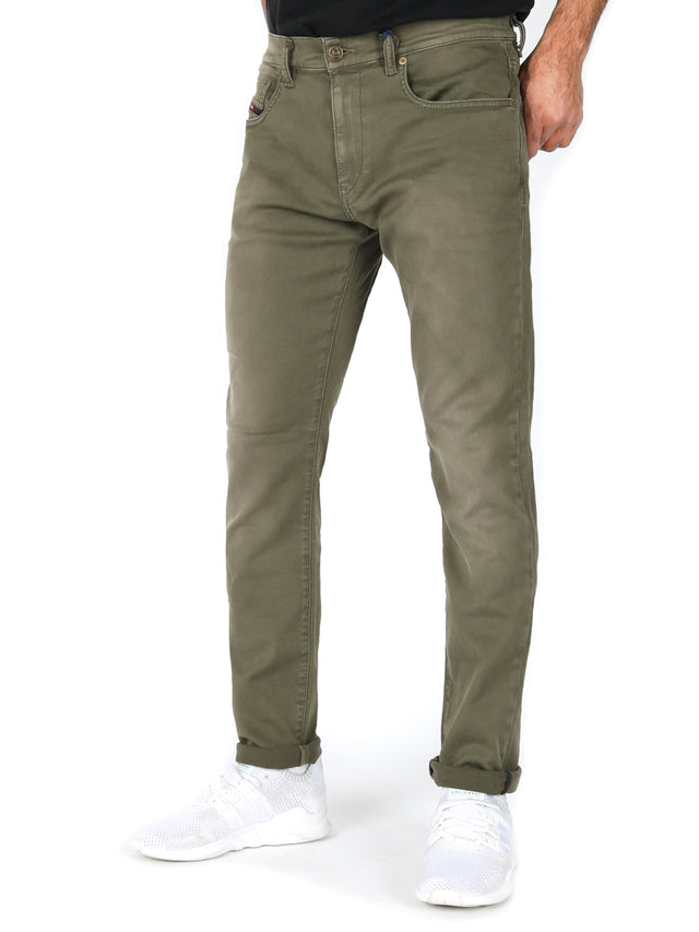 Diesel - Slim Fit JoggJeans - D-Strukt 0670M