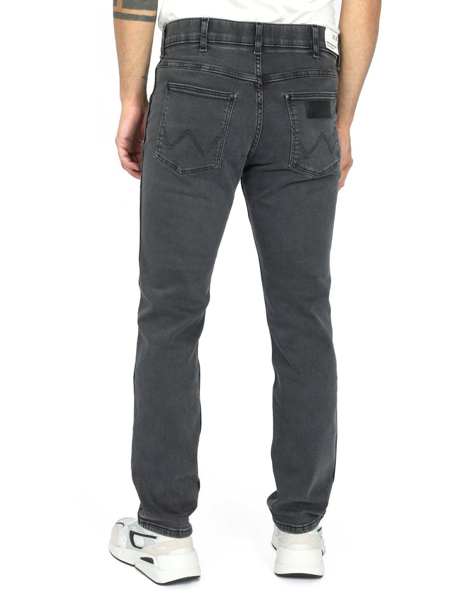 Wrangler - Straight Fit Jeans - GREENSBORO WHISPERED WASH