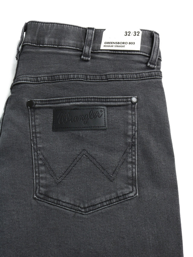 Wrangler - Straight Fit Jeans - GREENSBORO WHISPERED WASH