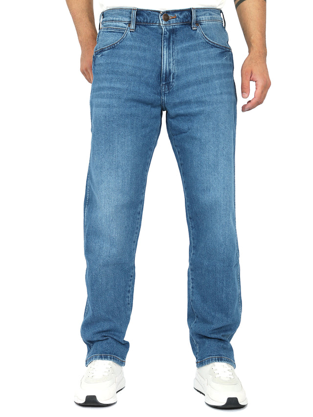 Wrangler - Straight Fit Jeans - Frontier New Favorite