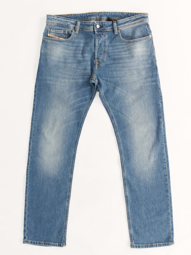 Diesel - Straight Fit Jeans - SAFADO-X R9A19
