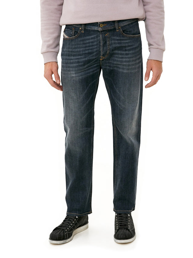 Diesel - Straight Fit Jeans - Waykee R58K8