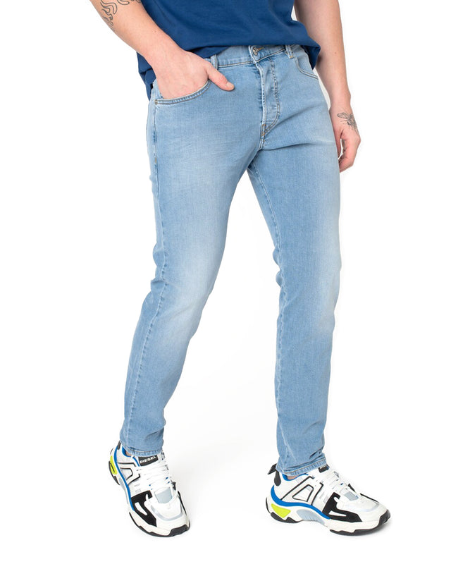 Diesel - Tapered Fit Jeans - D-Yennox 009NX