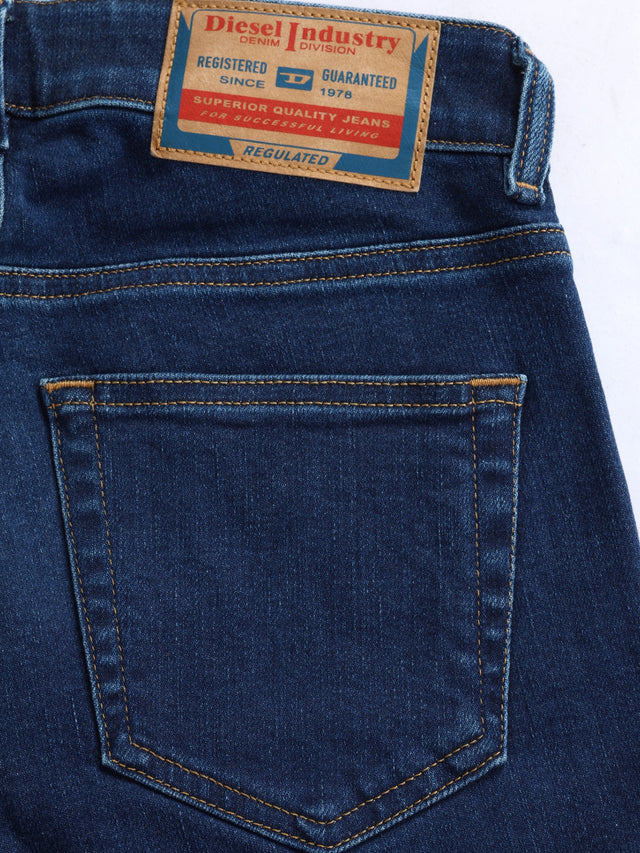 Diesel - Super Skinny Fit Jeans - 2017 D-Slandy 09C19