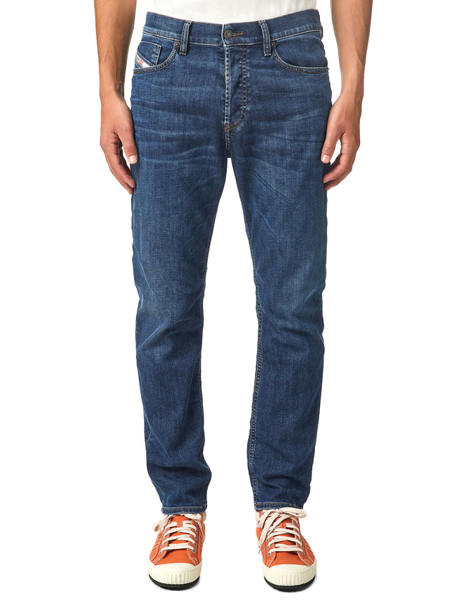 Diesel - Tapered Fit Jeans - D-Fining 09B06