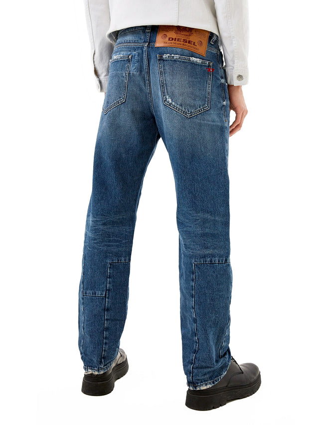 Diesel - Straight Fit Jeans - D-Macs 009PI
