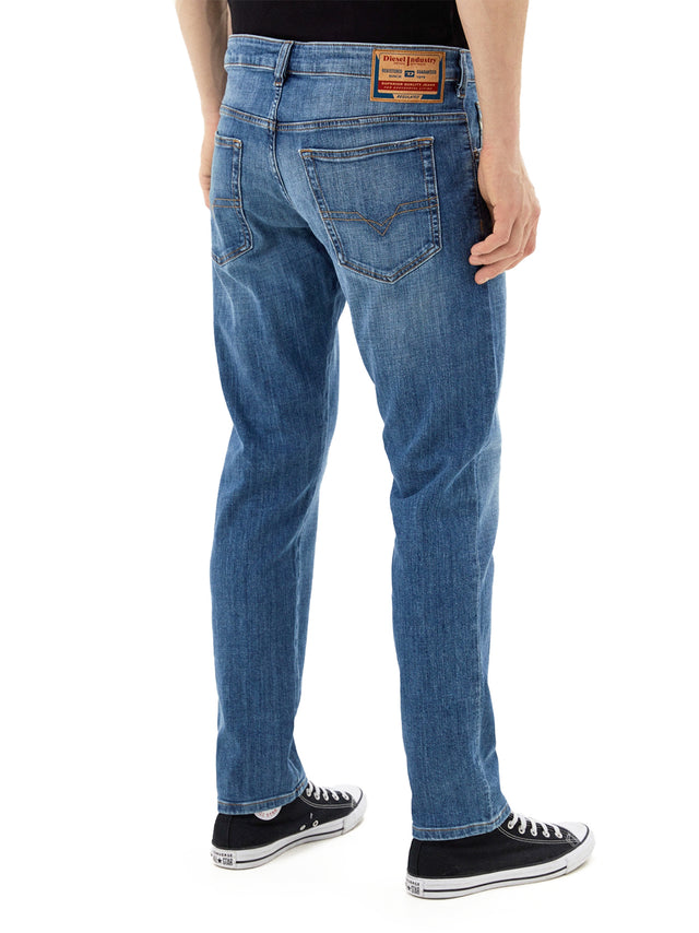 Diesel - Tapered Fit Jeans - D-Yennox 0IHAT