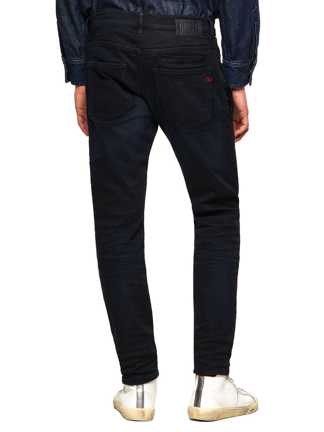 Diesel - Tapered Fit Jeans - D-Fining-Chino 084AY