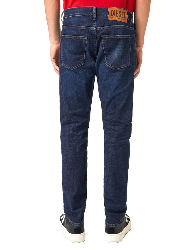 Diesel - Tapered Fit Jeans - D-Fining 009ZU