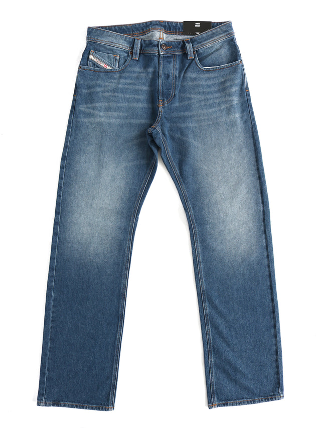 Diesel - Straight Fit Jeans - MARKEE R9K39
