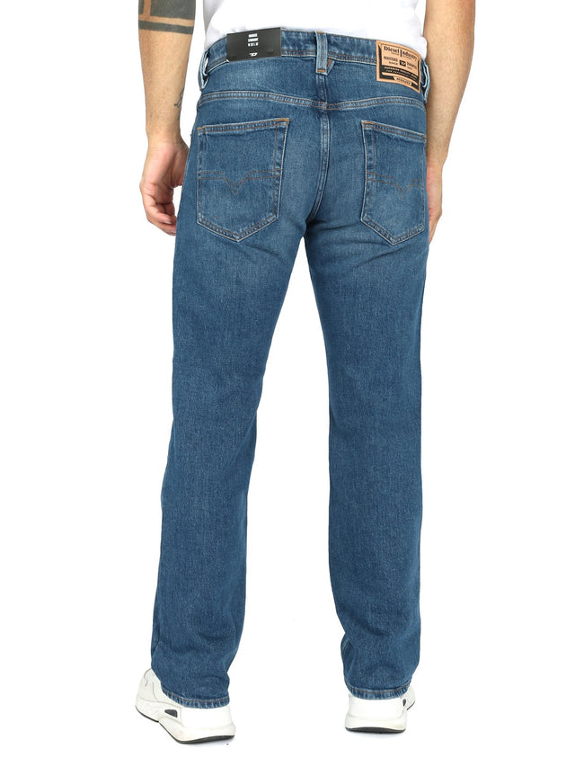 Diesel - Straight Fit Jeans - MARKEE R9K39