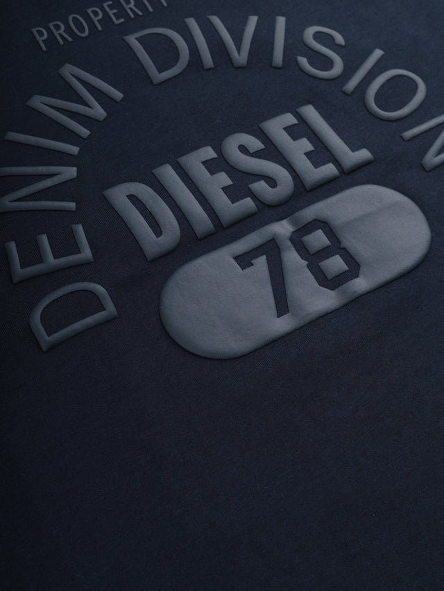 Diesel - Regular T-Shirt - T-JUST-E17-OUT