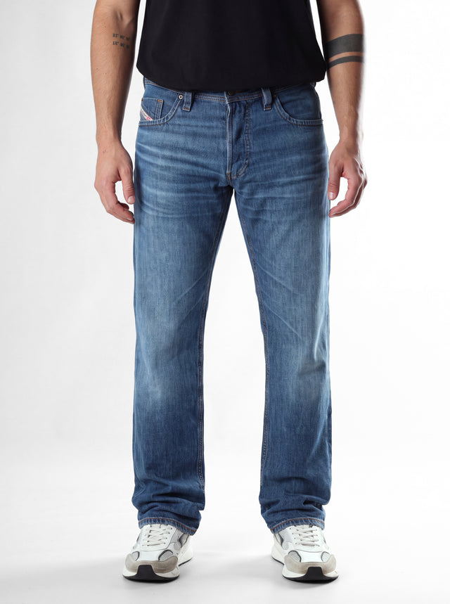 Diesel - Straight Fit Jeans - MARKEE R68DX