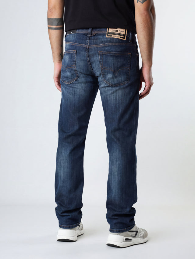 Diesel - Straight Fit Jeans - MARKEE
