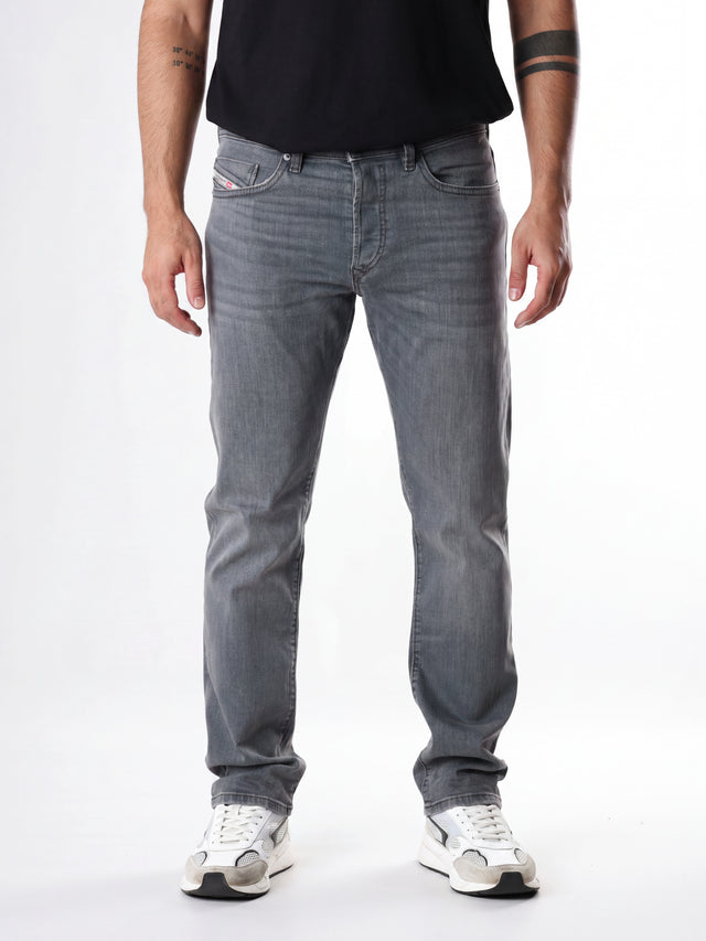 Diesel - Tapered Fit Jeans - BUSTER-X