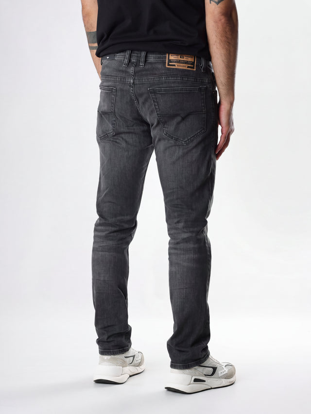 Diesel - Slim Fit Jeans - THOMMER-R