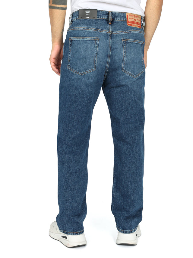 Diesel - Straight Fit Jeans - 2020 D-VIKER R07RX